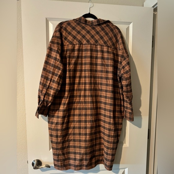 Closed Cotton Shirt Dress 100% Cotton Flannel Plaid Size Small Brown Black EUC - Picture 5 of 7